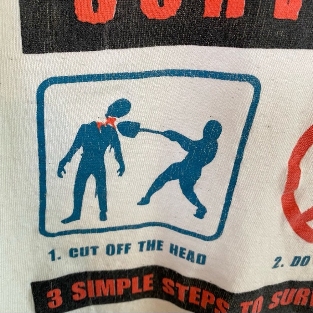 Vintage 90s Tshirt Zombie Survival Guide Crewneck Short Sleeves Mens Small - Picture 5 of 10